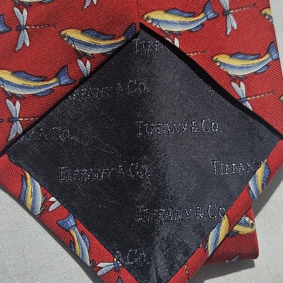Tiffany & Co 100% Silk Tie Red Fish & Dragon Fly Neck Tie - Picture 3 of 4